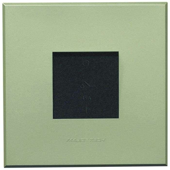Veti 3 Graphite & Titanium 45A 3-Pole Isolator Switch 4x4