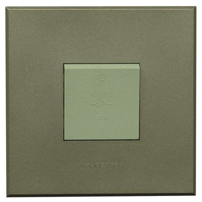 Veti 3 Titanium & Bronze 45A 3-Pole Isolator Switch 4x4