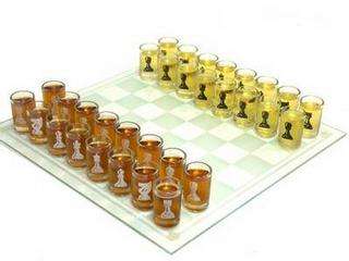 **WOW**CHESS GAME SET WITH SHOT GLASSES!!!