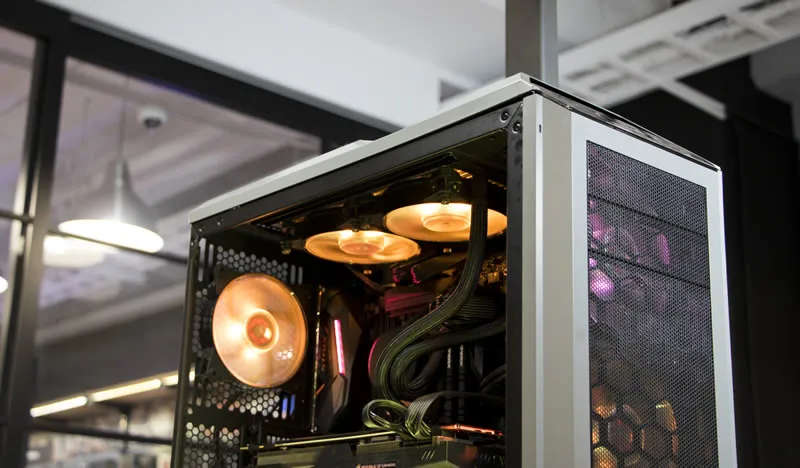 Cooler Master Rgb Led Controller Software Controlled Magnetic 4 Port (Expandable With Splitter Cable
