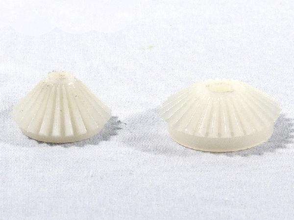 Kenwood Bevel Gears (2) KM260-KM266 (KW713106) - DeLonghi