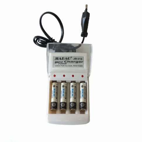 EA027E - Universal 4 Channel Ni - Cd Battery Charger. Includes 4 x AAA Rechargeable Ni-Cd Batteries