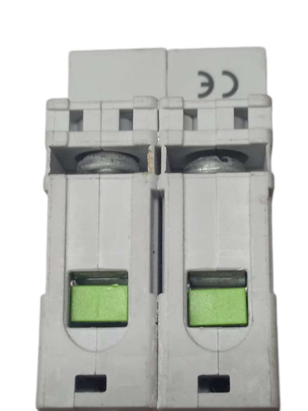 SJ033D Protection - NOARK AC Circuit Breaker 32 Amp 415V Din 2 Pole 10KA