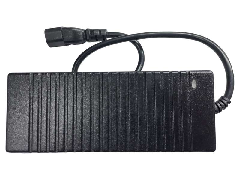 EF036F Easton - Regulated Power Supply  Universal  48 Volts  3 Amps .Input 100-240V AC