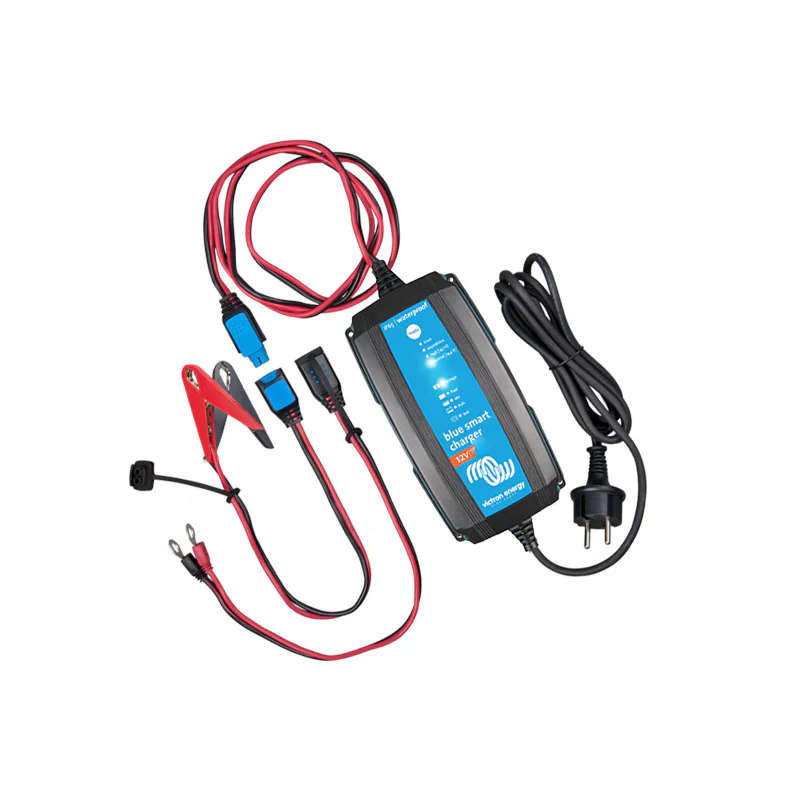 EC052 Victron Energy - Blue Smart Intelligent Battery Charger 12 Volts 5 Amp + DC connector IP65S