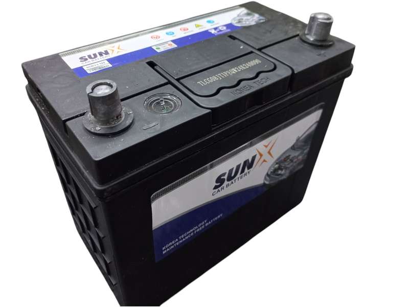 FB0260  SunX 636 - Auto Battery 12 Volt 45Ah with OLD Battery. Plus R220 without OLD Battery.