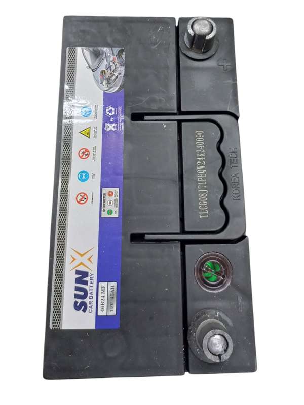 FB0260  SunX 636 - Auto Battery 12 Volt 45Ah with OLD Battery. Plus R220 without OLD Battery.