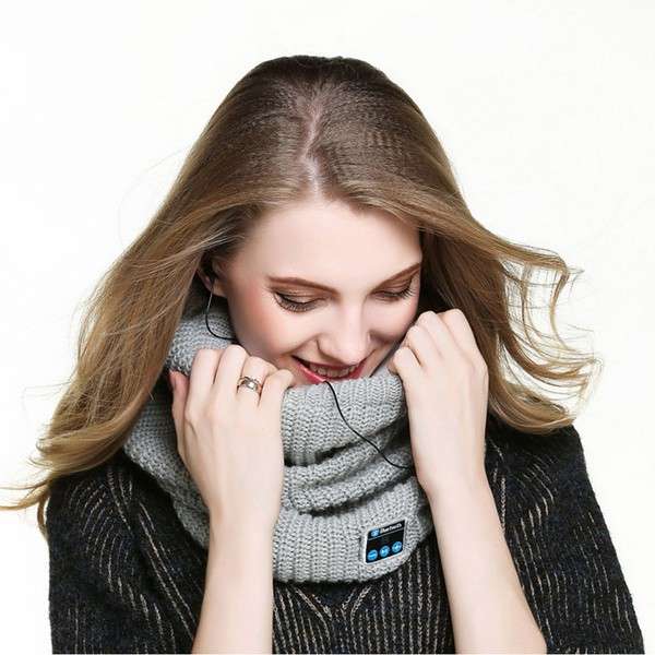 Warm Knitted Style Buff Scarf with Built-in Wireless Bluetooth Headphones Royal Blue