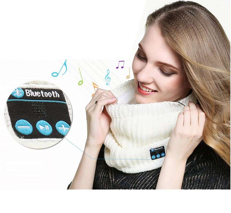 Warm Knitted Style Buff Scarf with Built-in Wireless Bluetooth Headphones Royal Blue
