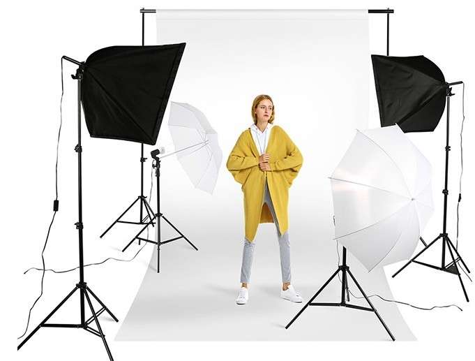 Photo Video Studio Light Kit - Including 3 Color Backdrops (Black/White/Green) - 24pcs