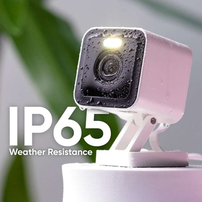Wyze Cam v3 Pro - 2K Resolution / IP65 / Two-way Audio/ MicroSD Ready - With Edge AI