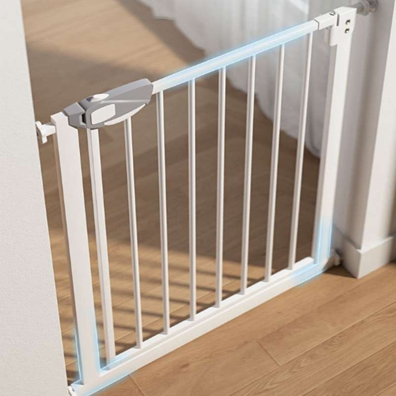 Adjustable Metal Baby and Pet Gate with Pressure Mount 77cm to 82cm