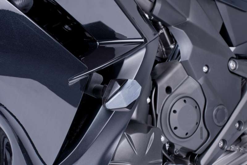 PUIG - Suzuki GSX-R600 & GSX-R750 (11-16) - Black R12 Frame Sliders (Full Kit)