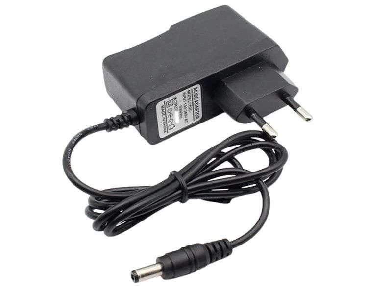 Plug & Play 5V 1A DC Adapter for 3.5x1.35mm