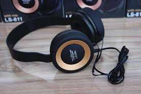 LS-811 WIRED HEADPHONE WITH MIC