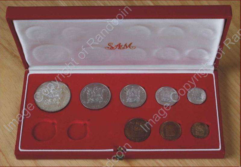 @@ Crazy R1 @@ *#* 1977 Long Proof Set NO GOLD in Original SA Mint box !!! *#*