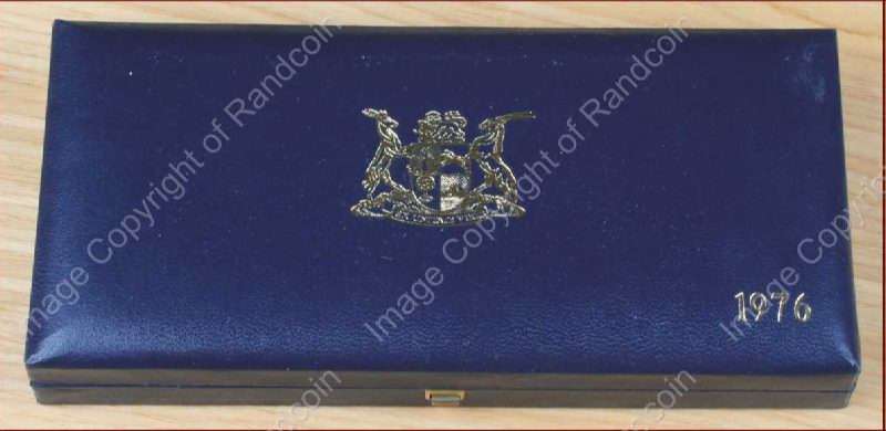 1976_Short_Proof_set_box_closed