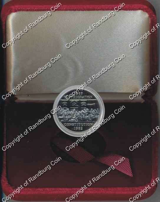 *#* 1982 Canada 1 Dollar Uncirculated in presentation case *#*