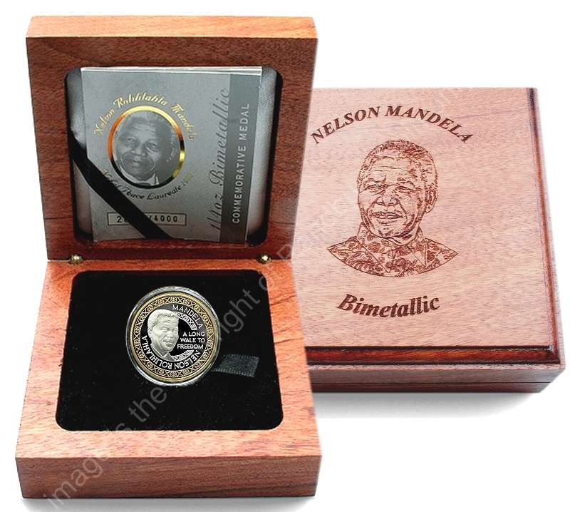 2011 Quarter oz Gold  Silver Bimetallic Mandela 1993 Nobel Peace Laureate Commemorative Medal box