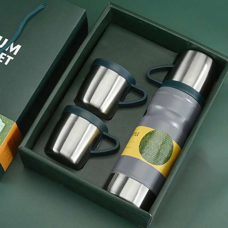 4 Piece Vacuum Thermos Insulated Stainless Steel Flask &amp; Cup Gift Set 750ml