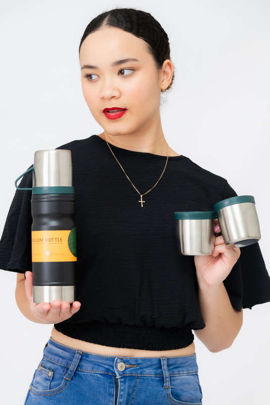 4 Piece Vacuum Thermos Insulated Stainless Steel Flask &amp; Cup Gift Set 750ml