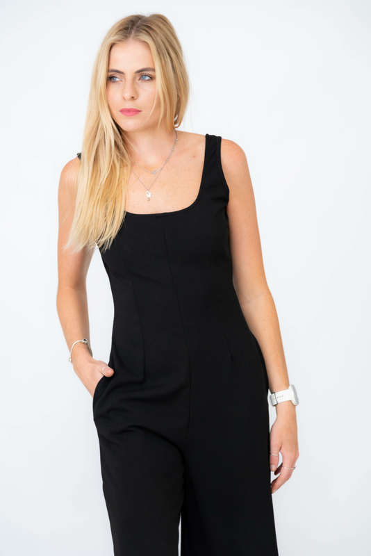 Toni Wide Leg Sleeveless Jumpsuit With Pockets