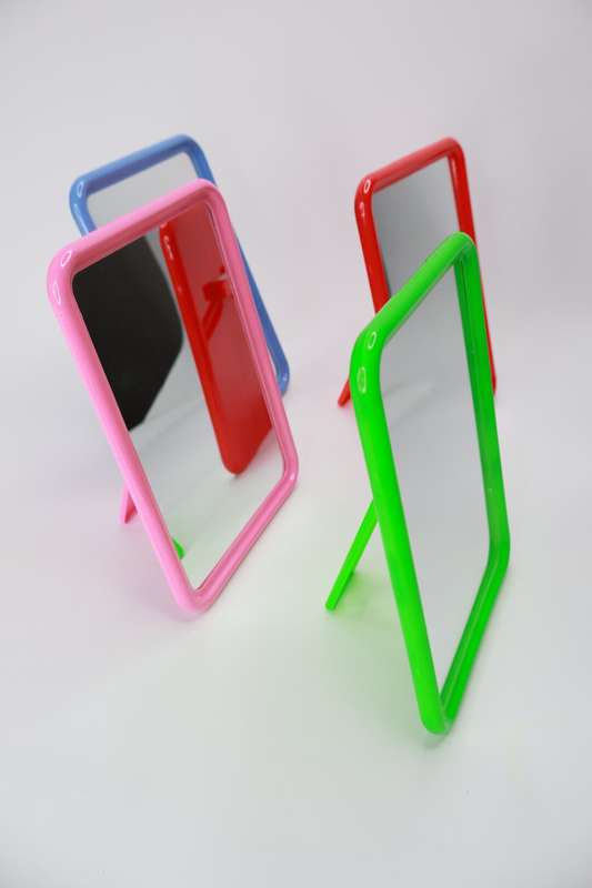 Senza Plastic Makeup Mirror 130mm X 180mm
