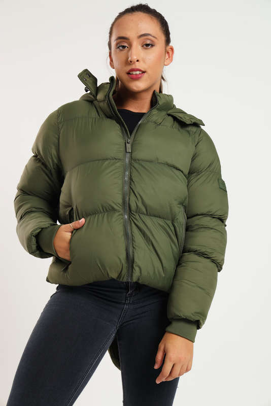Ladies Winter Hooded Puffer Jacket With Easy Carry Bag