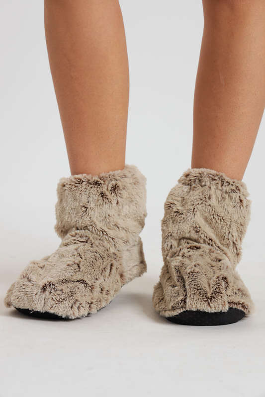Huggle Snuggle Feet Warmer Microwave Heated Plush Fleece Winter Socks