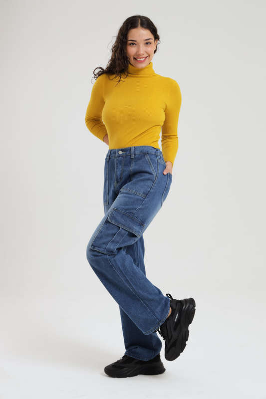 Ladies Blue High Waist Boyfriend Jeans With Side Pockets