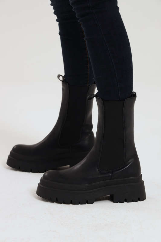 NewYorker Ladies Black Chelsea Boots Mid Length