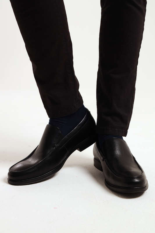 Van Heusen Men's Memory Foam Casual Formal Slip-On Black Shoes