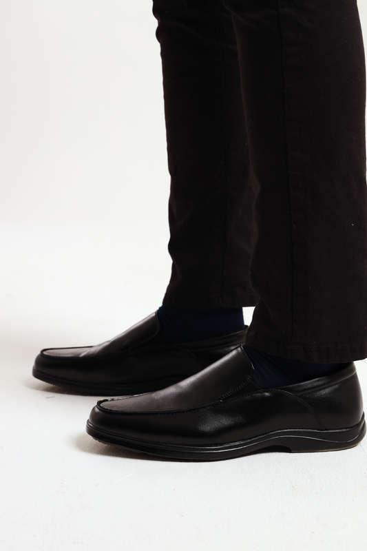 Van Heusen Men's Memory Foam Casual Formal Slip-On Black Shoes