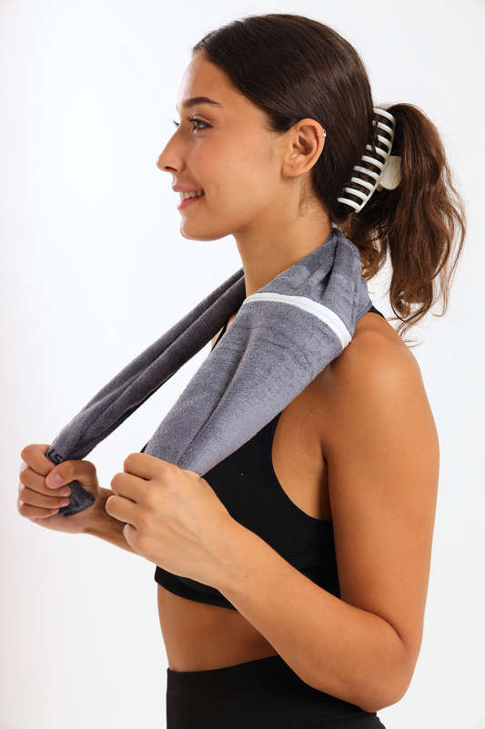 Gym Yoga Training Towel With Zipper Pocket 400mm x 900mm
