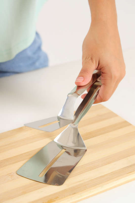 Senza® Stainless Steel Multi-Purpose Food Clip Fried BBQ Tongs