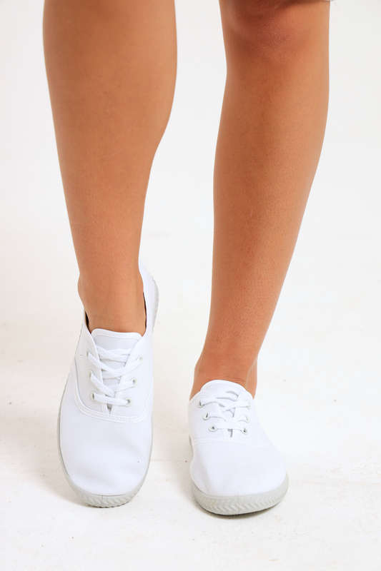 Senza® Women's Low Top Canvas Sneakers