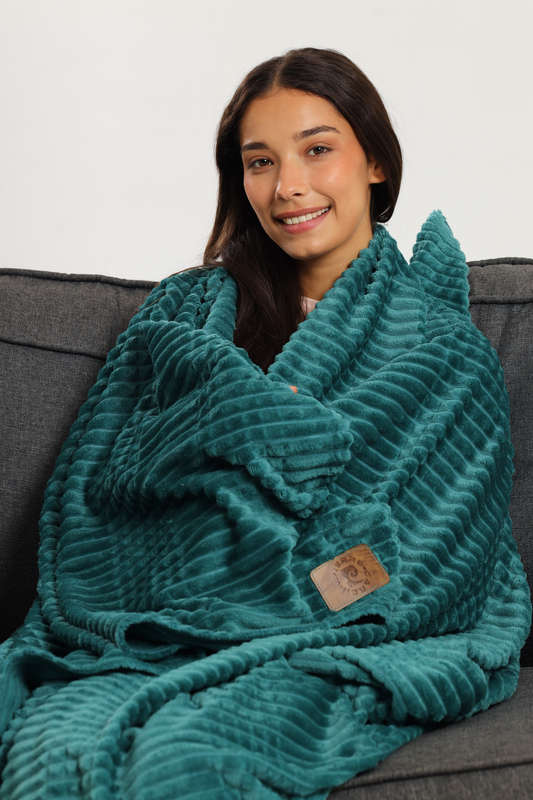 Pierre Cardin Ribbed Luxury Throw XL 180cm x 200cm