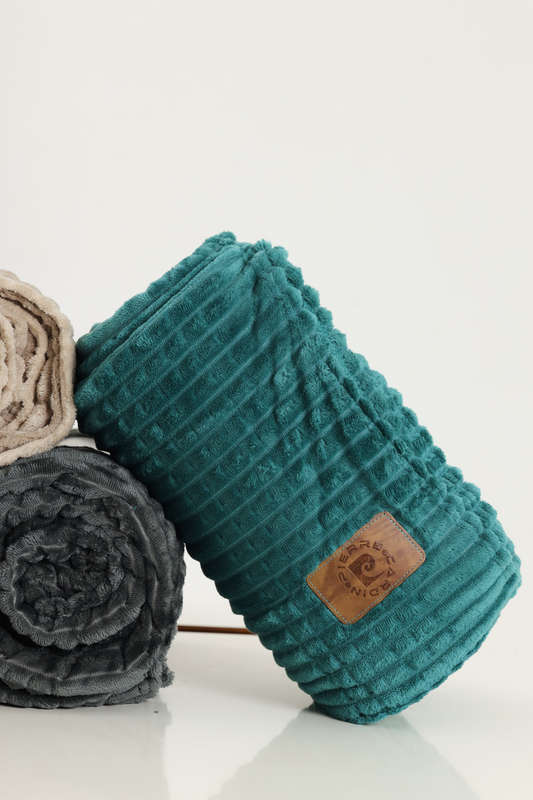 Pierre Cardin Ribbed Luxury Throw XL 180cm x 200cm