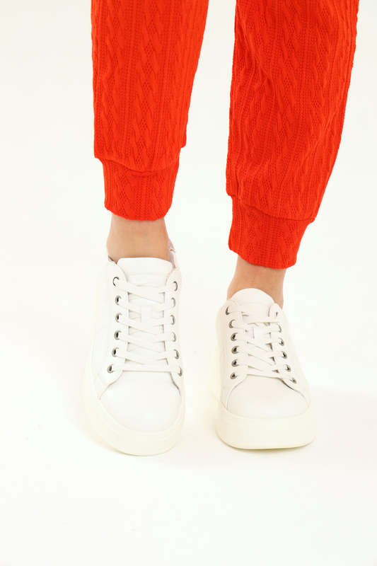 Ladies Platform Lace Up Sneaker