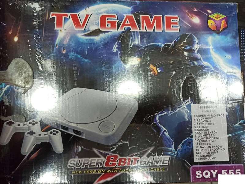 Super 8 bit game console