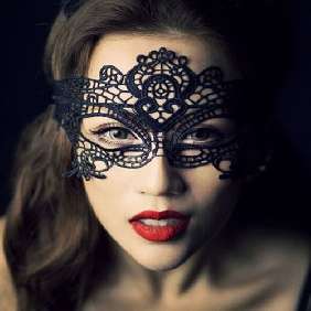 Seductive Lace Mask