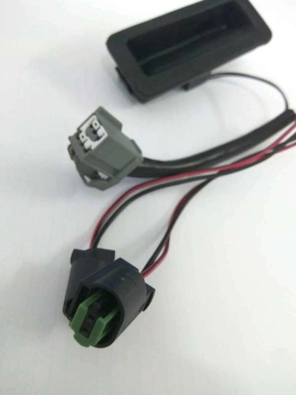 Trunk lid switch / TAILGATE switch / trunk switch suitable for Discovery 3 discovery 4 retrofit