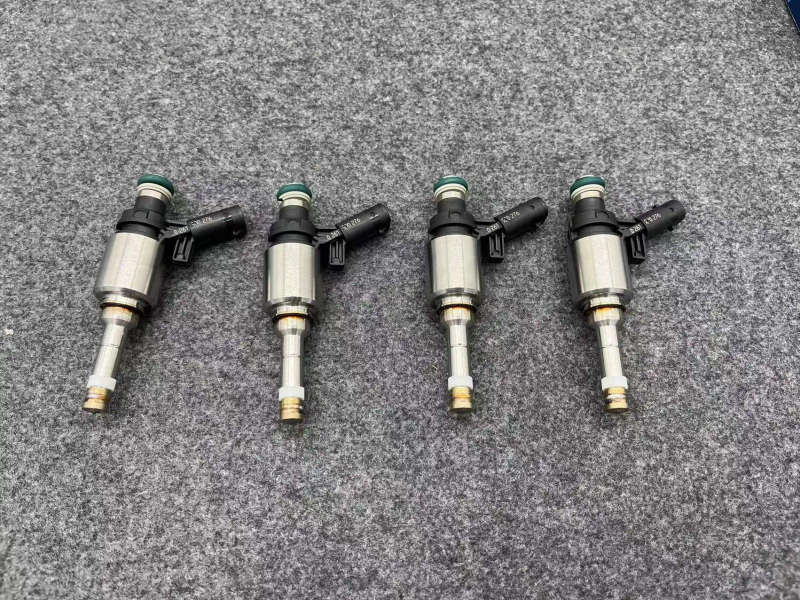 EW 4Pcs Engine Fuel Injector Valve Nozzle 06H906036Q For VW Golf Passat Audi A3 A4 A5 TT Skoda