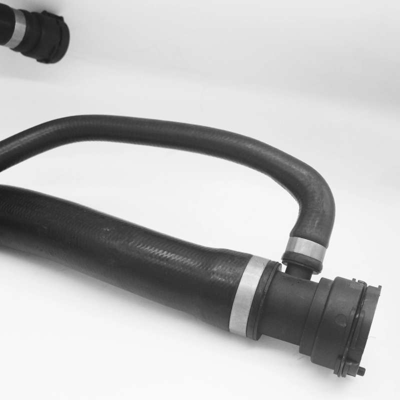 17127526954 Oil Inlet Hose For BMW 7 39; E65/E66 Radiator Connection Water Hose Pipe