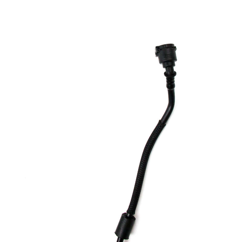 Auxiliary Kettle Water Pipe 17128602646 For BMW 5 G38 7 G11 G12