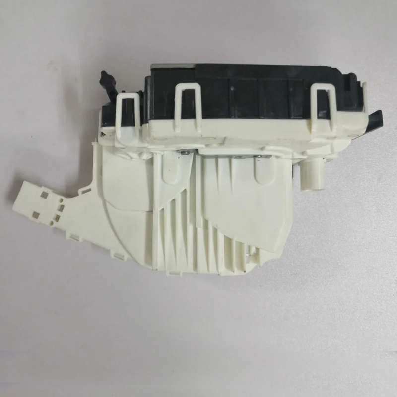 suitable for Mercedes Benz glk-350 2011 right rear door latch actuator 0997300435 straight