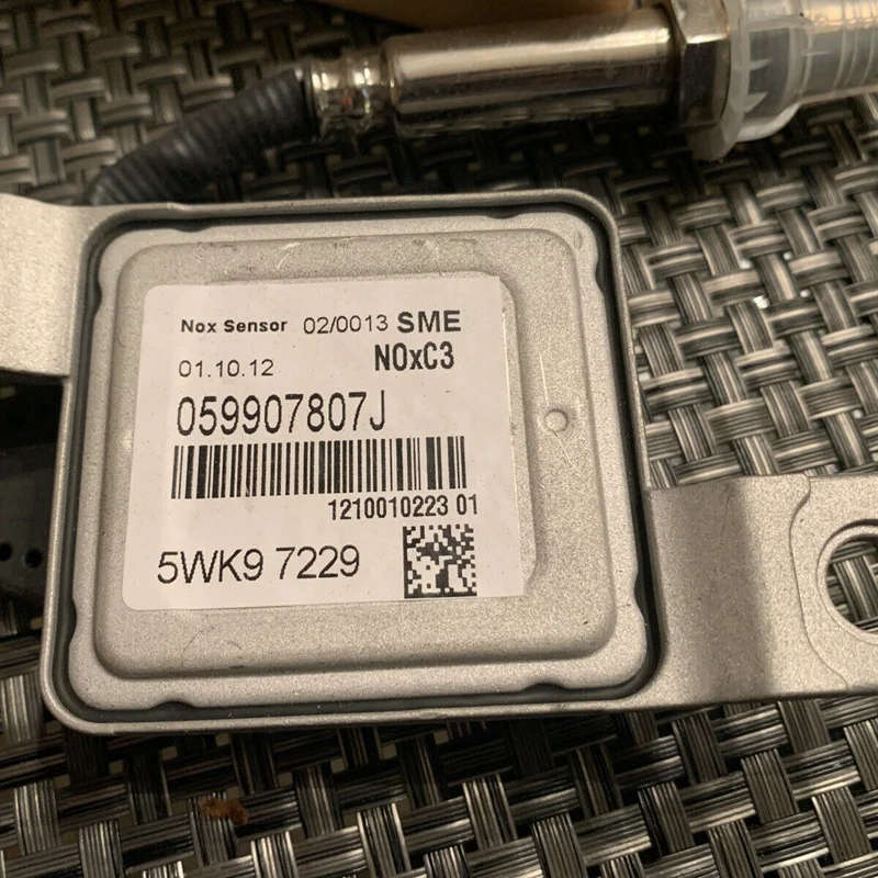Nitrogen Oxygen Sensor for Touareg TDIi 5Wk97229 059907807J