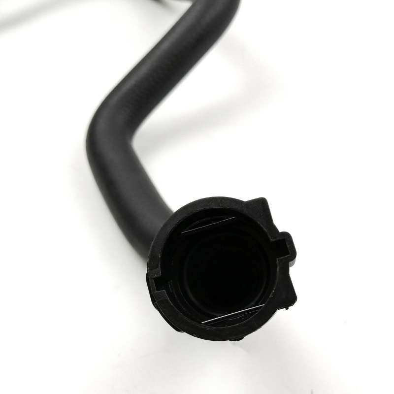 Engine Inlet Tube Connection Water Pipe For BMW 5 39; E39 Water Valve Connection Water Hose