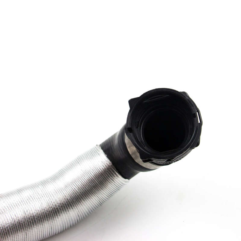 17127552404 Water Tank Connection Lower Thermostat Water Hose For BMW 1 39; E81/E82/E87 LCI