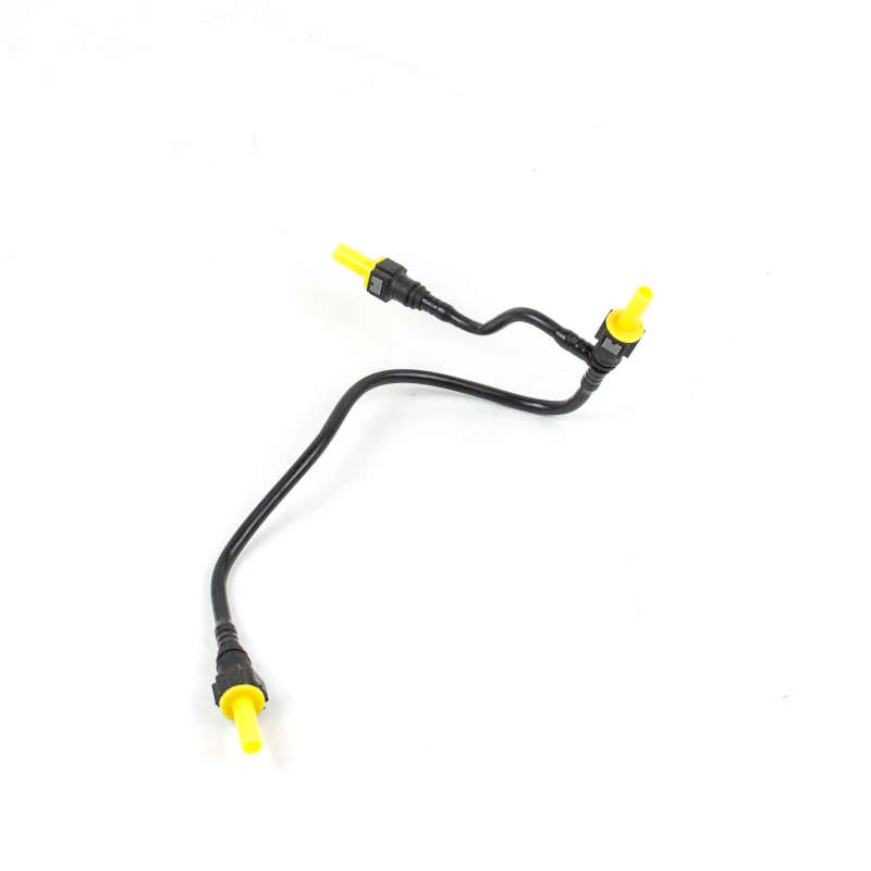 Fuel Supply Pipe 1525HX For Dongfeng Peugeot 408 Citroen C4 Sega Triumph Gas Grid Hose